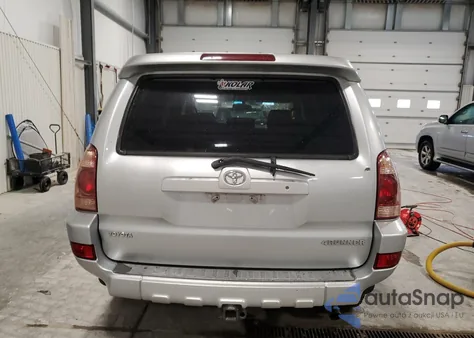 2018 Toyota 4Runner Sr5 z USA, uszkodzony, nr VIN JTEBU14R240029495